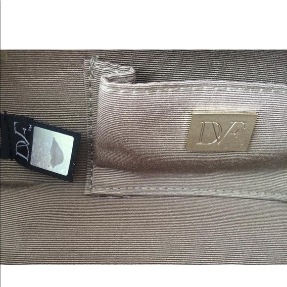 DVF Sutra Embossed Black Clutch - Picture 3 of 11